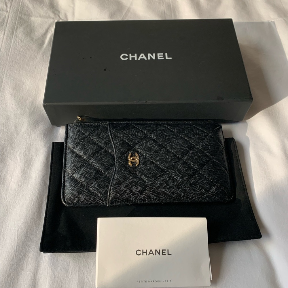 Chanel Classic Phone Case Pouch Black Caviar